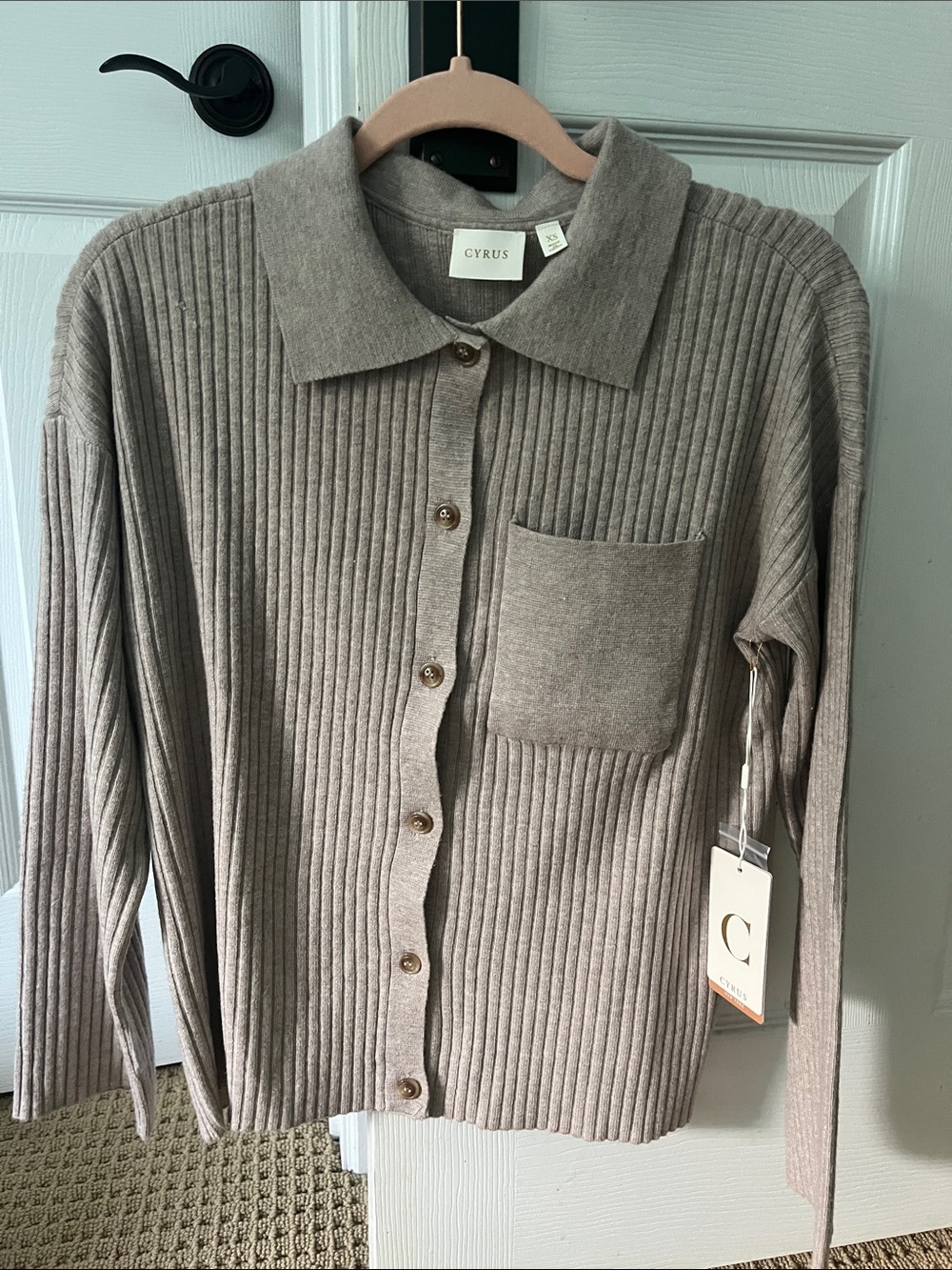 Cyrus Ribbed Button-Front Cardigan in Taupe